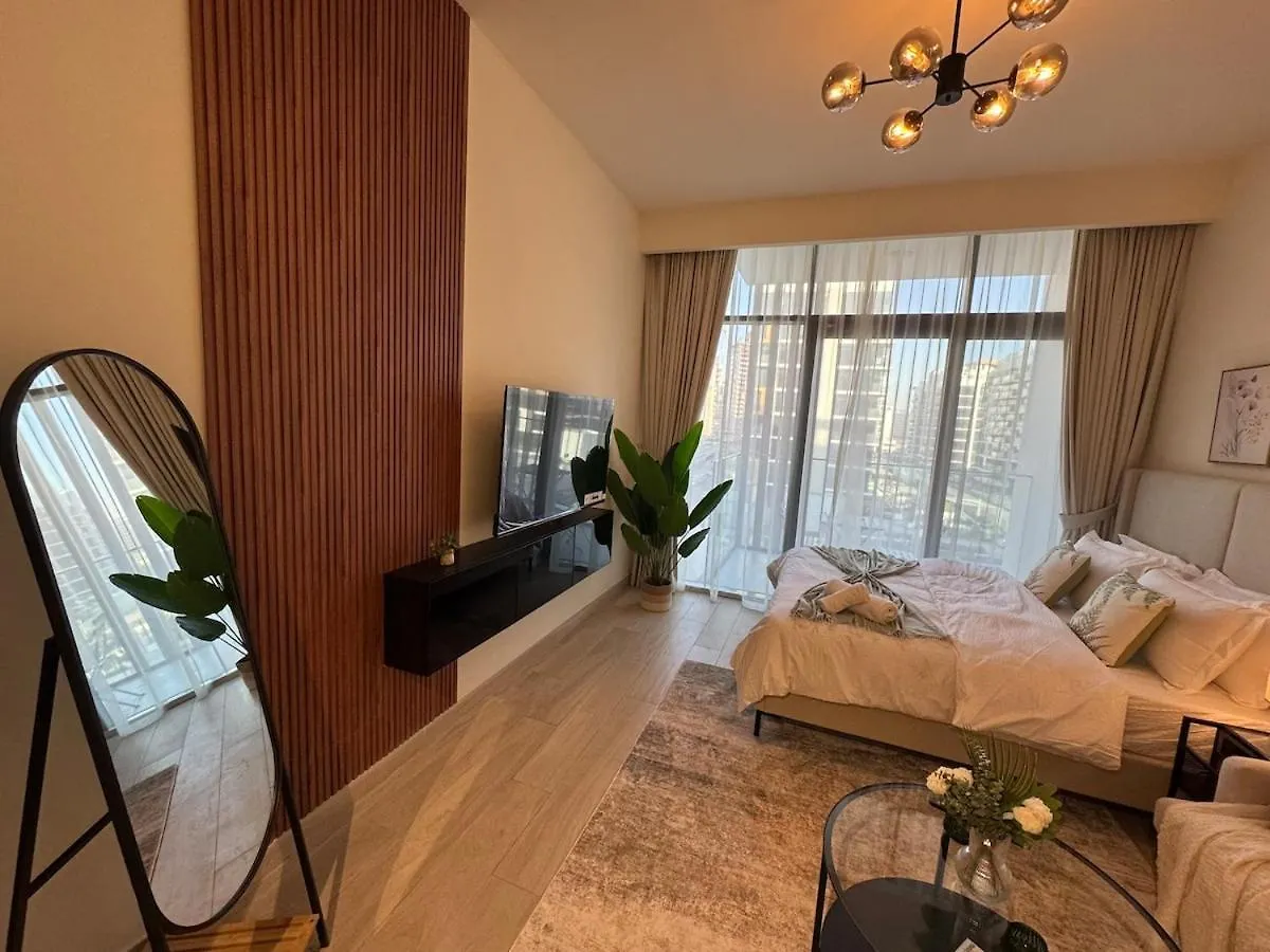 アパート Amazing Studio For Rent ドバイ