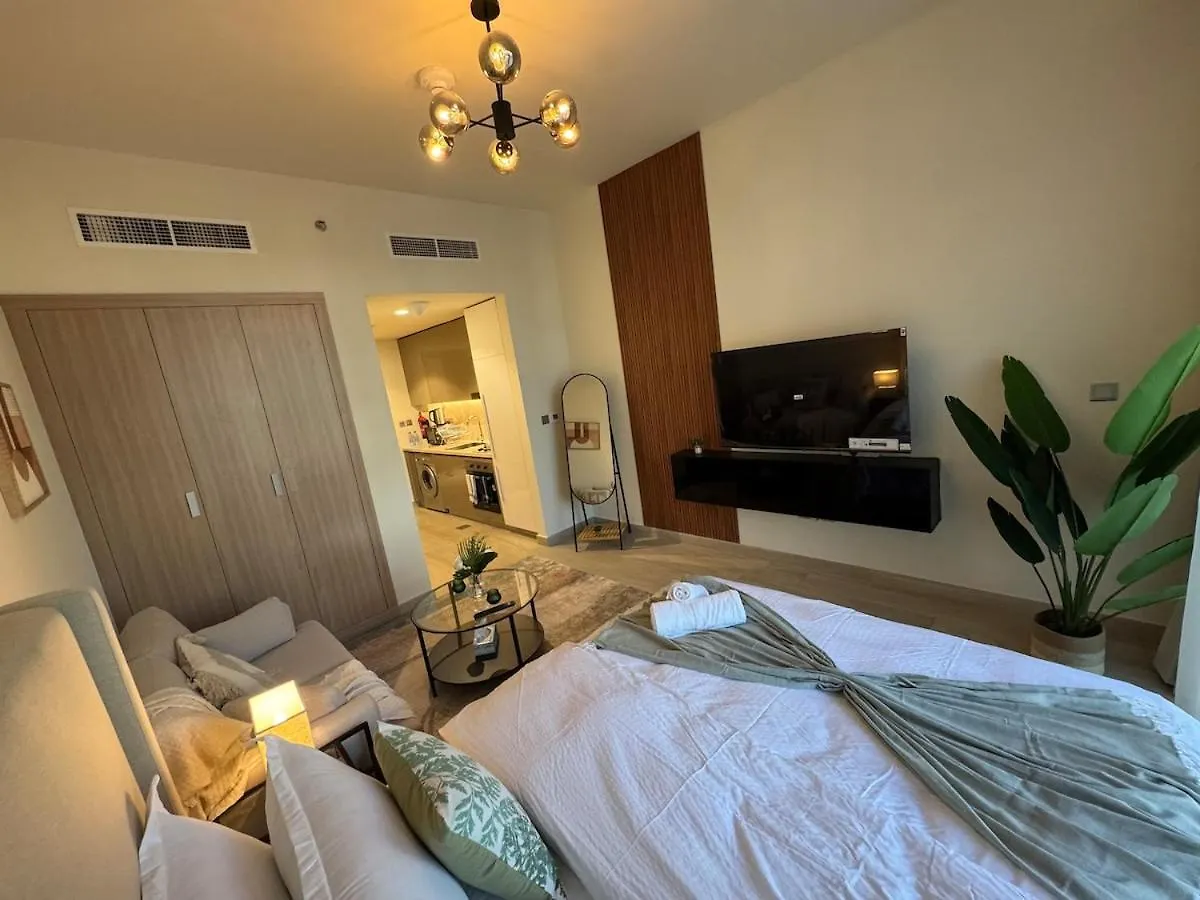 Amazing Studio For Rent ドバイ アラブ首長国連邦